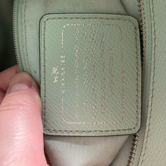 Authentic Coach spring tote sea foam green with matching wallet - Picture 10 of 10
